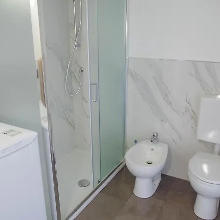 Wh - Nina - Bilocale - Centro - 1 Minuto Da Via Matteotti - Wifi * Sanremo