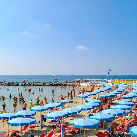 Wh - Nina - Bilocale - Centro - 1 Minuto Da Via Matteotti - Wifi * Sanremo